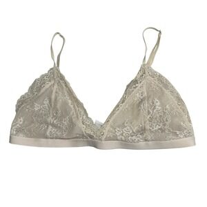 Talula Aritzia Nude Beige Lace Bra Bralette Wireless Lightly lined Size Medium M